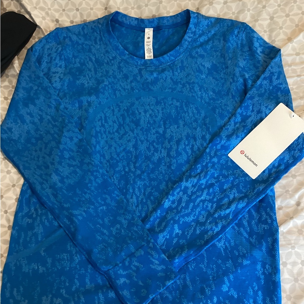 lululemon athletica Swiftly Relaxed Long Sleeve Top in Bright Blue Pattern